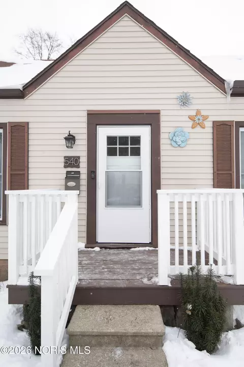Exterior - 540 Clifton Blvd, Toledo, OH 43607 photo 3 of 10