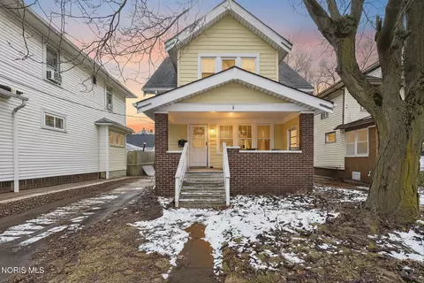 2335 Airport Hwy, Toledo, OH 43609