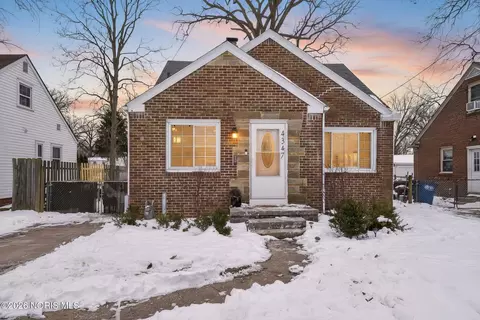 4347 S Detroit Ave, Toledo, OH 43614