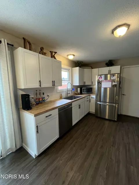 1030 Halbedel St, Upper Sandusky, OH 43351 photo 8