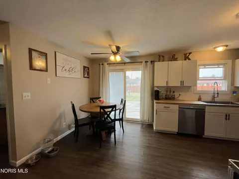1030 Halbedel St, Upper Sandusky, OH 43351 photo 6