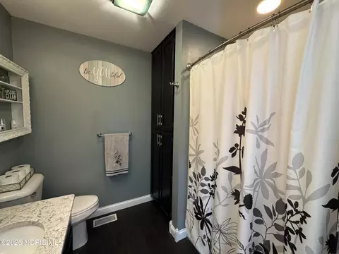 902 E Church St, West Unity, OH 43570 photo 25