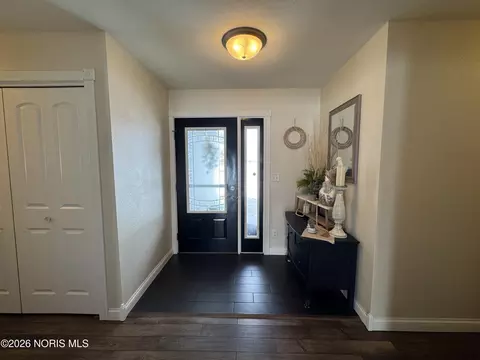 902 E Church St, West Unity, OH 43570 photo 21