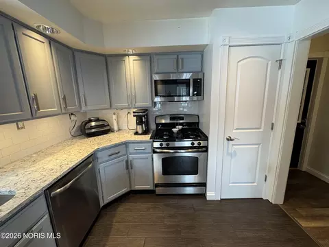 902 E Church St, West Unity, OH 43570 photo 17