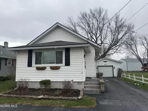 1421 E Sandusky St, Findlay, OH 45840