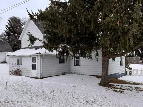 309 S Defiance St, West Unity, OH 43570