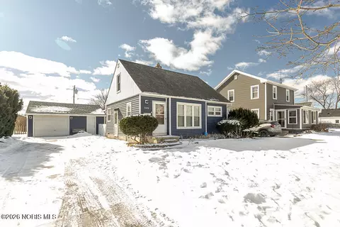2426 106th St, Toledo, OH 43611