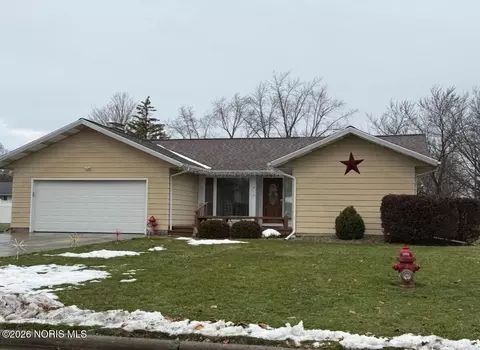 414 Rosemont Ave, Bryan, OH 43506