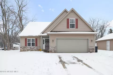 307 Beatty Dr, Holland, OH 43528