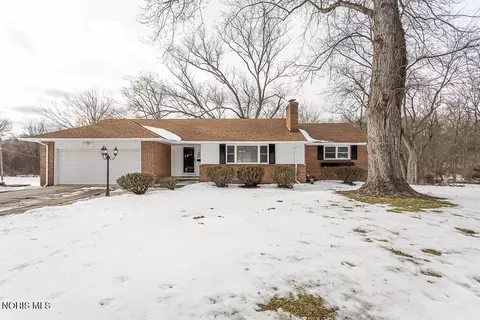 1021 Richards Rd, Toledo, OH 43607