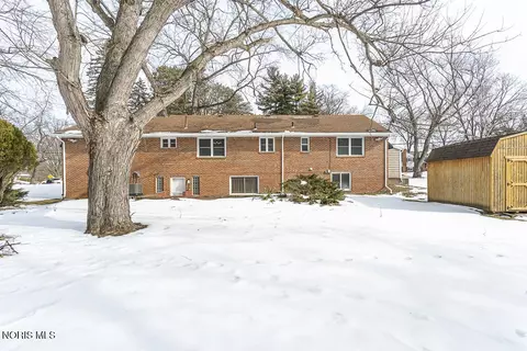 Exterior - 1021 Richards Rd, Toledo, OH 43607 photo 3 of 7