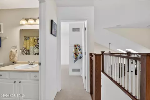 Entry Way - 1171 Apache Dr, Wauseon, OH 43567 photo 11 of 11
