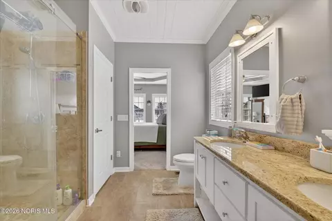 Bath - 1171 Apache Dr, Wauseon, OH 43567 photo 2 of 5