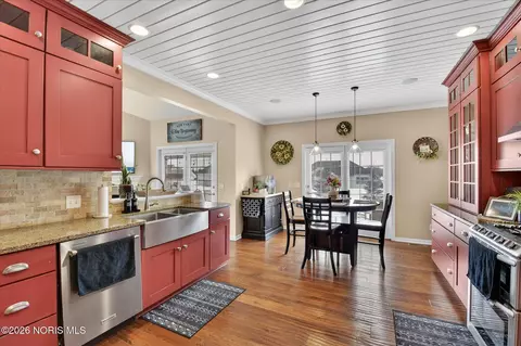 Kitchen - 1171 Apache Dr, Wauseon, OH 43567 photo 1 of 5