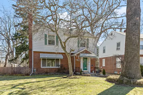 2360 Cheltenham Rd, Toledo, OH 43606