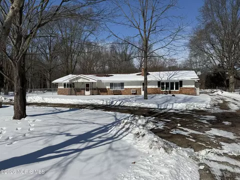 11530 Shaffer Rd, Swanton, OH 43558