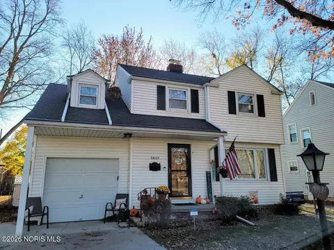 3459 Pineway Dr, Toledo, OH 43614