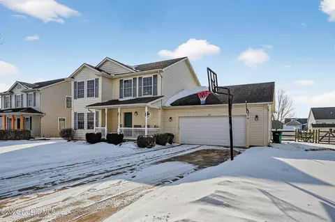 106 Browne Dr, Haskins, OH 43525