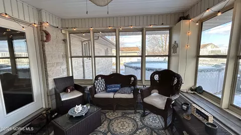 Exterior - 742 E Perry St, Paulding, OH 45879 photo 7 of 8