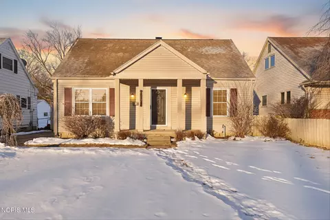 5147 Oldham Dr, Toledo, OH 43613