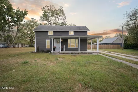 127 Bierley Ave, Pemberville, OH 43450