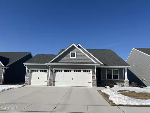 3402 Moonlit Pass, Monclova, OH 43542
