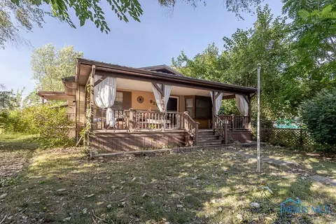929 Linwood Ave, Delta, OH 43515