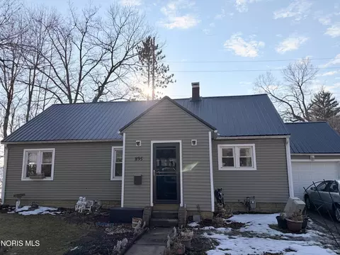 895 Sunday St, Defiance, OH 43512