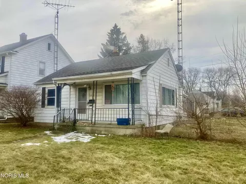 223 W Capistrano Ave, Toledo, OH 43612