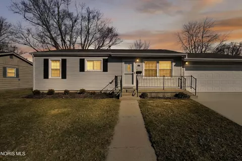 400 Rosewood Ave, Findlay, OH 45840