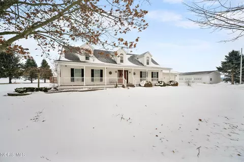 Exterior - 15210 County Road 10-3, Lyons, OH 43533 photo 2 of 12