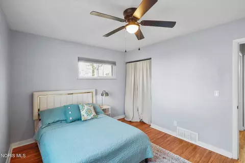 Bedroom - 5541 Douglas Rd, Toledo, OH 43613 photo 2 of 10