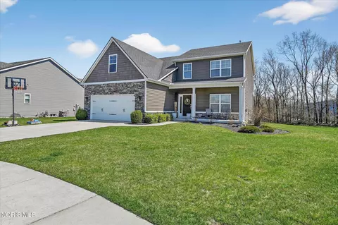 164 Hidden Village Ln, Holland, OH 43528