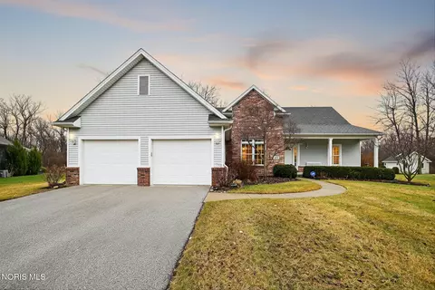 4644 Terra Ct, Monclova, OH 43542