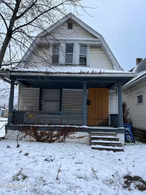 3305 N Detroit Ave, Toledo, OH 43610