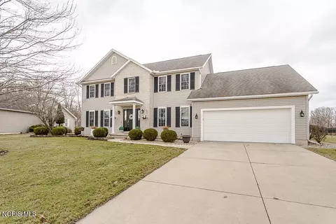 Exterior - 123 Rivers Edge Ln, Upper Sandusky, OH 43351 photo 3 of 11