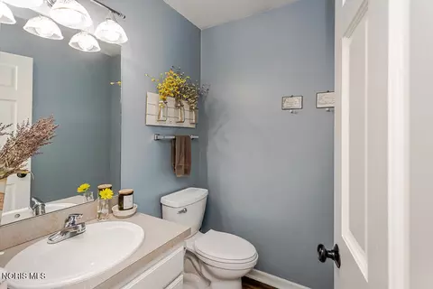 Bath - 123 Rivers Edge Ln, Upper Sandusky, OH 43351 photo 1 of 5