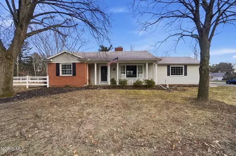 4906 Swanbrook Ct, Toledo, OH 43614