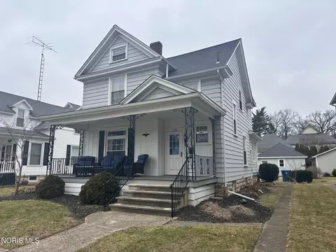 1310 Mcpherson Blvd, Fremont, OH 43420