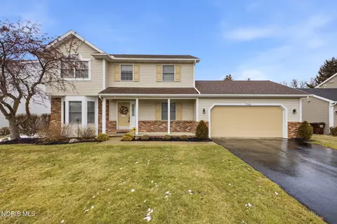 7342 Woodshire Ln, Holland, OH 43528