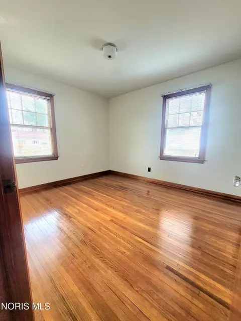 Bedroom - 1216 Main St, Genoa, OH 43430 photo 2 of 17