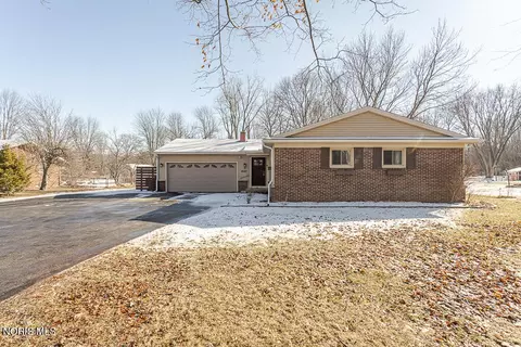 4257 Eber Rd, Monclova, OH 43542