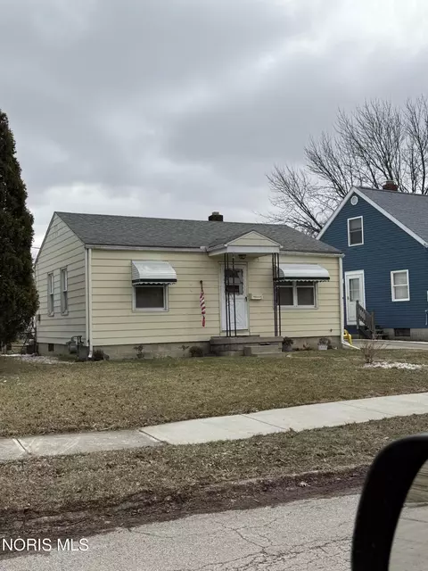 1701 Milroy Ave, Toledo, OH 43605