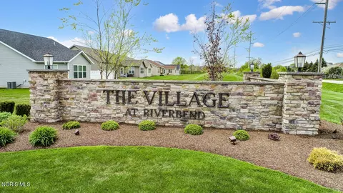 15227 Cypress Dr, Perrysburg, OH 43551
