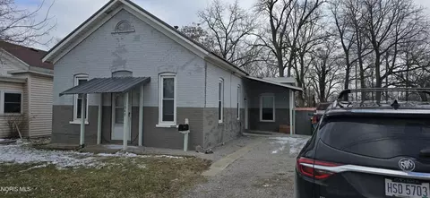 1047 S Jackson St, Defiance, OH 43512