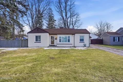 5815 W Bancroft St, Toledo, OH 43615
