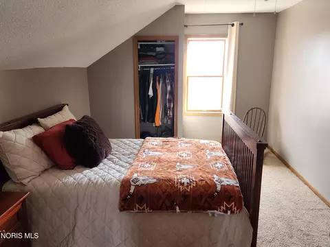 Bedroom - 04746 Co Rd 10, Bryan, OH 43506 photo 4 of 4