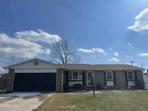851 Anthony Wayne Blvd, Defiance, OH 43512