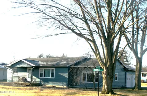 604 Prospect St, Leipsic, OH 45856