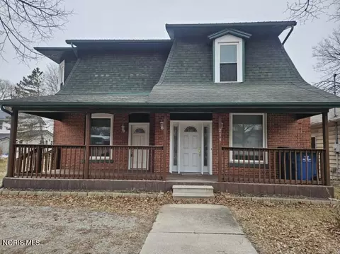 212 S Michigan Ave, Edgerton, OH 43517